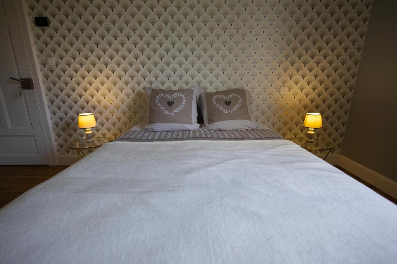 Chambres Et Table D'Hotes Le Pontet Arthes Exterior foto